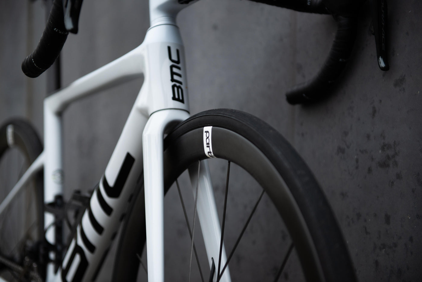 White Edition R-SERIES MKII R39/44